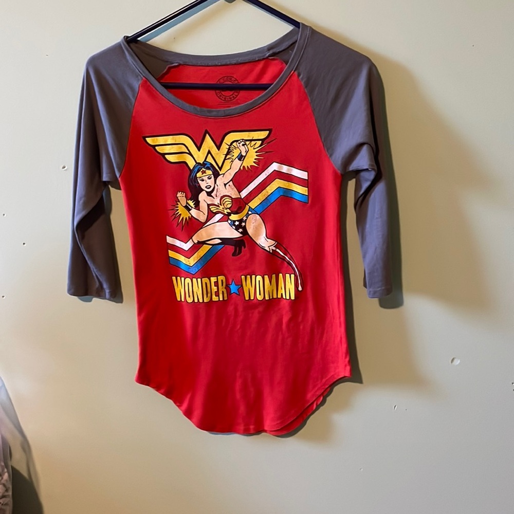 Red, gray, blue, white, , long sleeve shirt, kids large, women’s small